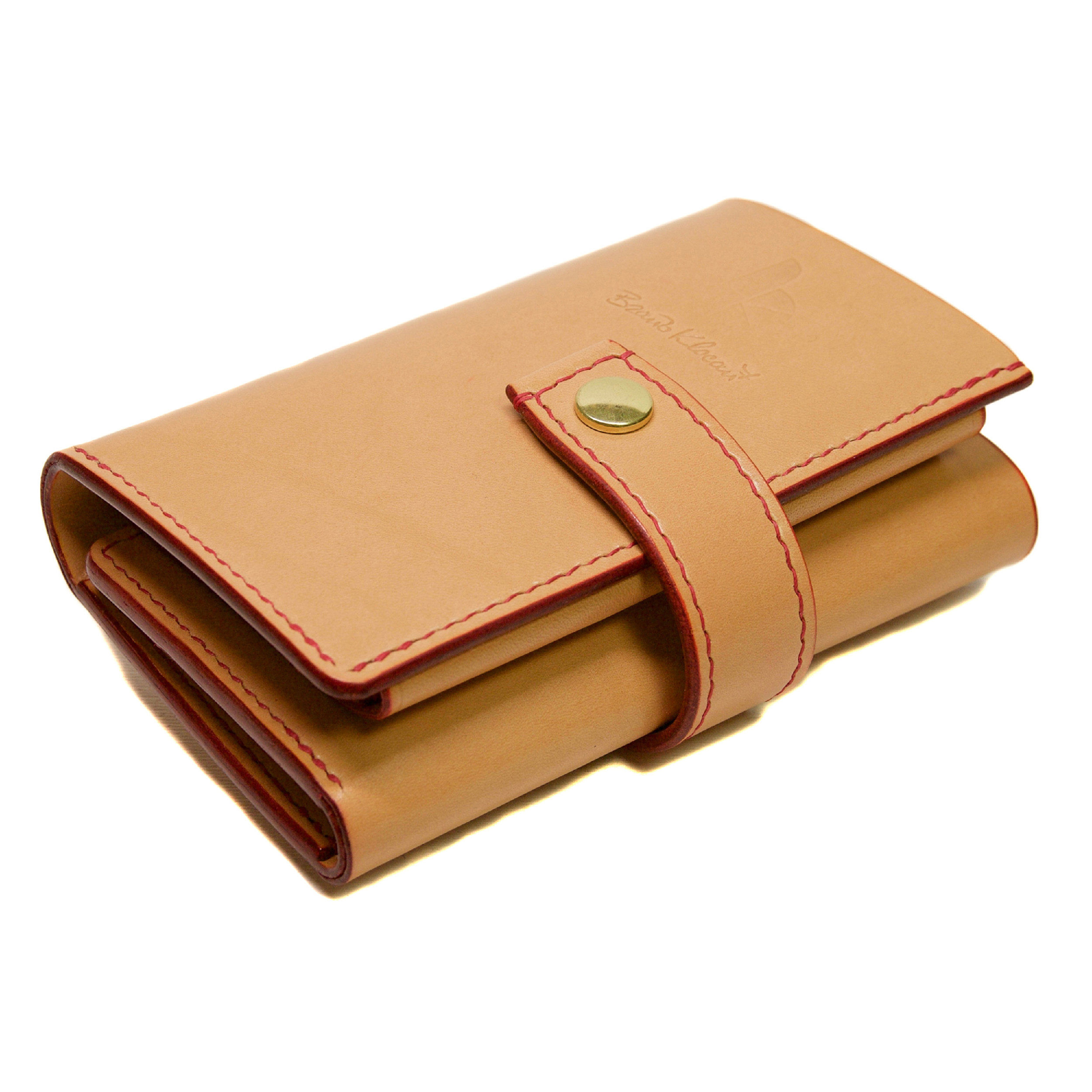 leather trifold wallet closed